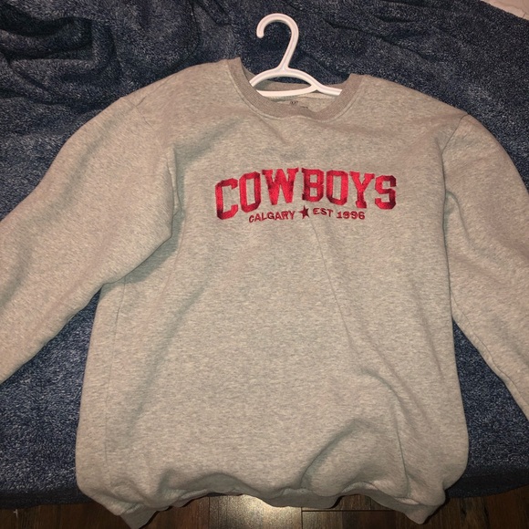 Crew neck 15$ - Picture 1 of 2